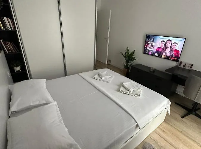 Citta Luxury 75 شقة